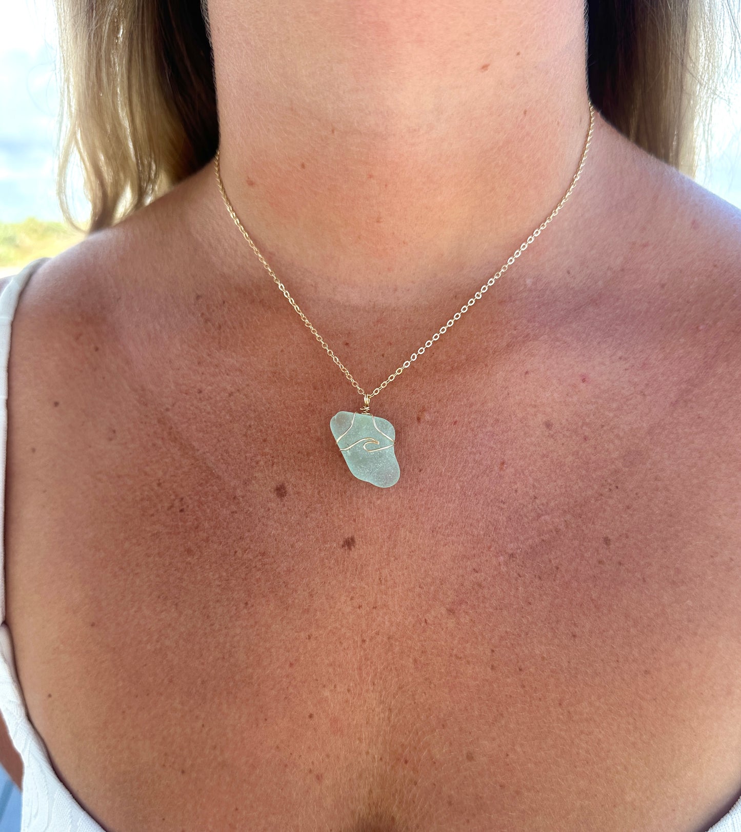 ￼ Seaglass Wave (1 available)